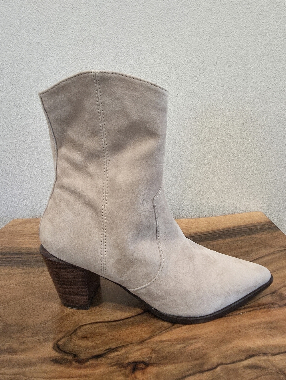 Linea Paolo Tan Western Suede Boots - Picture 7 of 11